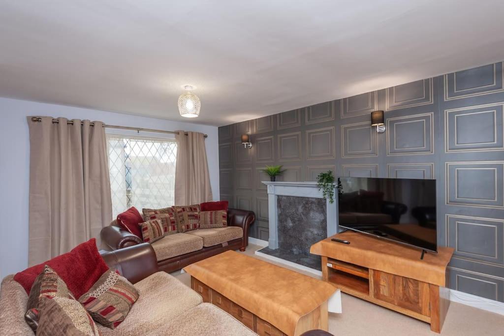 Leed City Centre - Armley Wortley Leeds  Exteriör bild
