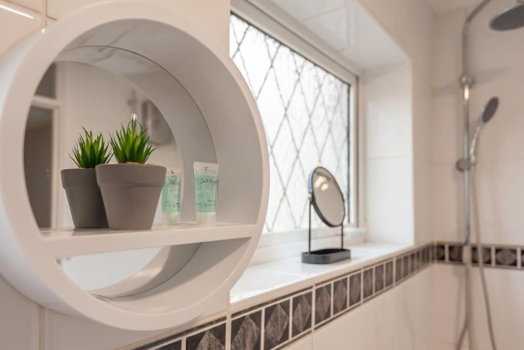 Leed City Centre - Armley Wortley Leeds  Exteriör bild