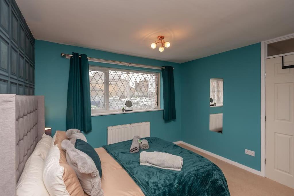 Leed City Centre - Armley Wortley Leeds  Exteriör bild